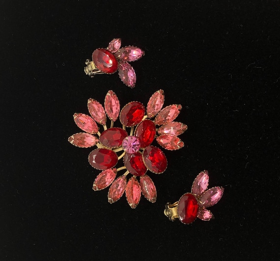 Vintage Pink and Red Spray Brooch and Clip Earrin… - image 1
