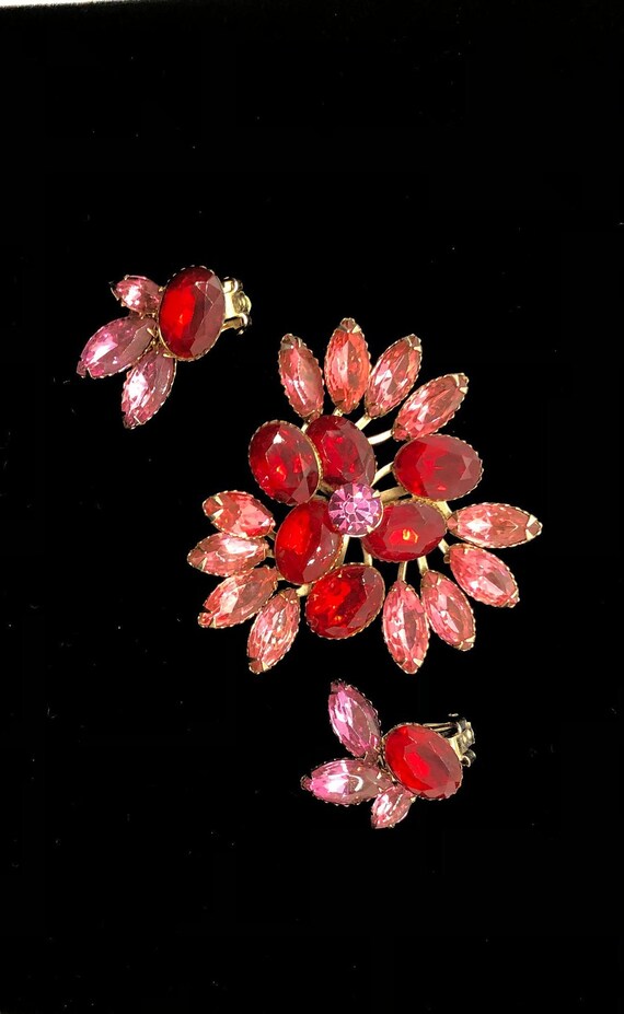 Vintage Pink and Red Spray Brooch and Clip Earrin… - image 3