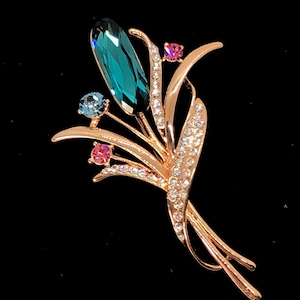 Vintage Flower Bouquet Brooch