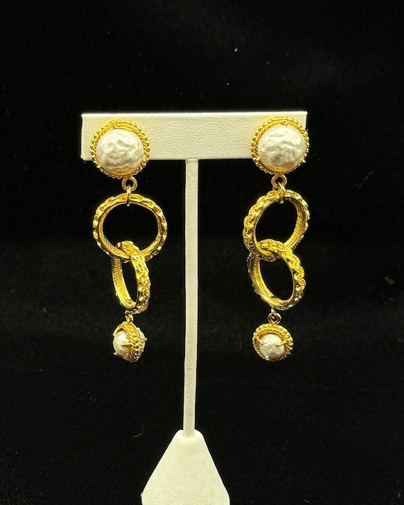 Vintage Mosell Long Gold Tone and Pearlized Dangle