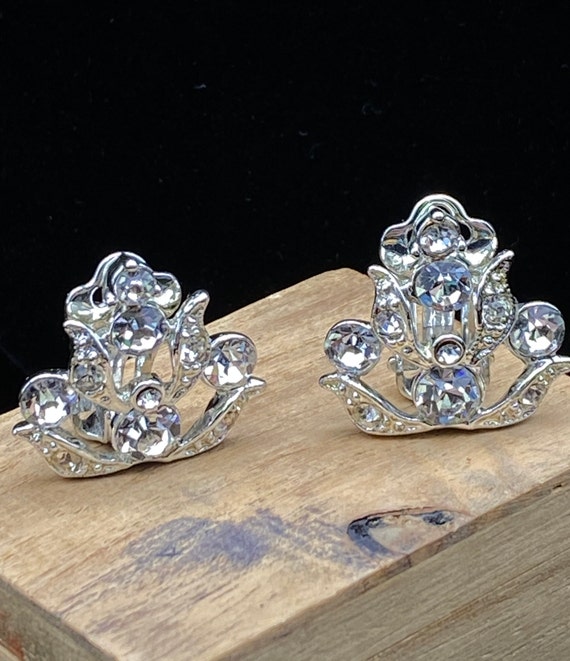 Vintage Charel 1950s Rhinestone Floral Clip Earrin