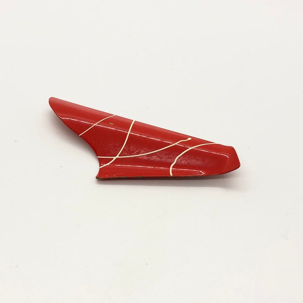 Ultra-Mod Red Metal Brooch/Pin