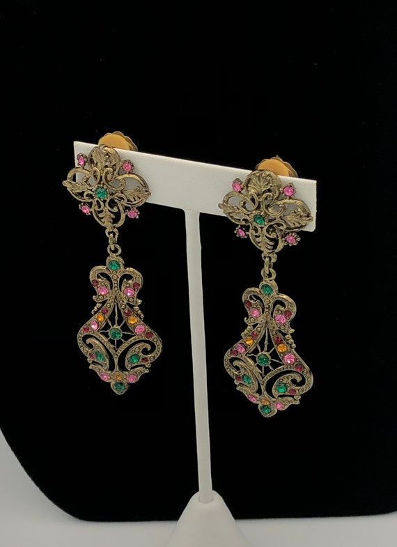 Vintage Art Nouveau Decorative Dangle Earrings