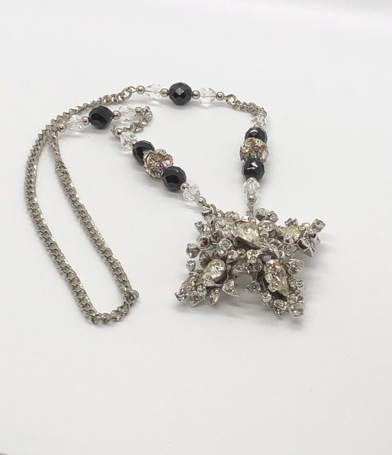 Vintage Rhinestone Pendant Necklace - image 2