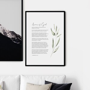 K&ouml;nnte beinhalten: Ein druckbares Wandbild mit einer Aquarell-Illustration eines belaubten Zweigs auf wei&szlig;em Hintergrund. Der Text lautet "R&uuml;stung Gottes" und enth&auml;lt einen Bibelvers aus Epheser 6,10-18.
