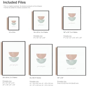 K&ouml;nnte beinhalten: Druckbare Wandkunst mit einem minimalistischen Design aus zwei sich &uuml;berlappenden Halbkreisen in Rosa- und Blaut&ouml;nen. Der Text "peace upon peace" ist in einer zarten Schreibschrift geschrieben. Das Bild ist in verschiedenen Gr&ouml;&szlig;en erh&auml;ltlich, darunter 11x14 Zoll, 16x20 Zoll, 18x24 Zoll, 24x36 Zoll und 30x30 Zoll.