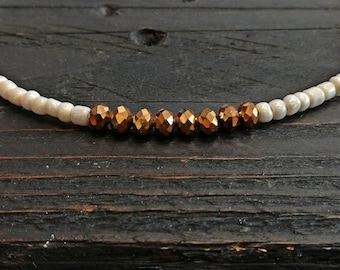 Ivory perline choker, collana di perline d'oro, collana di perline di nozze, collana minima di perline, boho choker, regalo per lei, regalo per la moglie