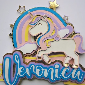 ユニコーンの誕生日レイヤードケーキトッパー、3Dケーキトッパー、ユニコーンケーキトッパーSVG、ユニコーンSVG、0から9までのレイヤード数字が含まれています