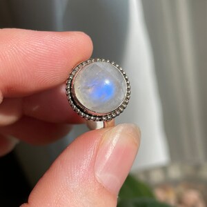 sterling 925 rainbow moonstone ring - SIZE 5