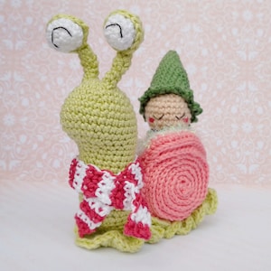 Crochet pattern &quot;Joshua the snail mail&quot;