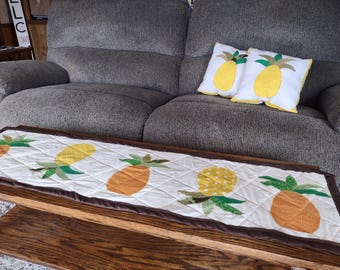 Pineapple Table Runner with Pillows | Quilted Table Cloth and Decorative Pillows