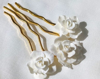 Peigne mariage "Lucia", fleurs blanches porcelaine