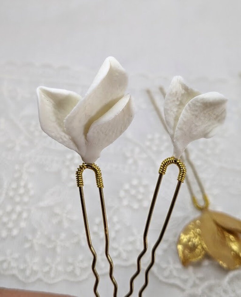 Manon hairpin, white or gold. image 7