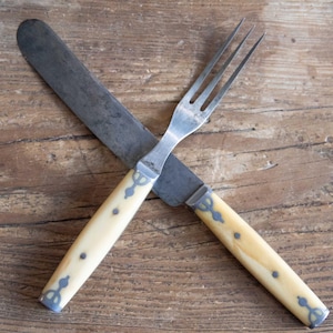 Rare Victorian A.F. Bannister & Co. Pewter-Inlaid Dining Set  6 total sets