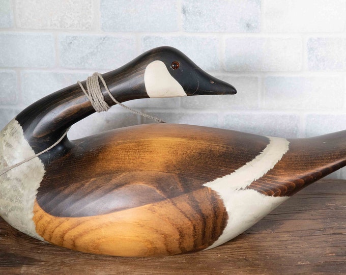 Vintage Big Sky Carvers Canadian Goose Preening With Weight Attached