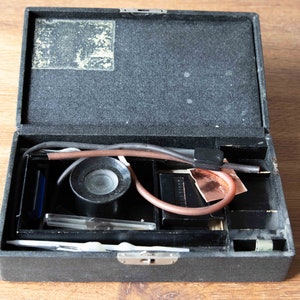 Vintage Haden-Hausser Hemoglobinometer Clinical model