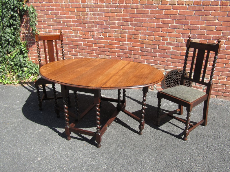 Antique Oak Table, Barley Twist Drop Leaf Gateleg Table, Scotland 1920 image 5