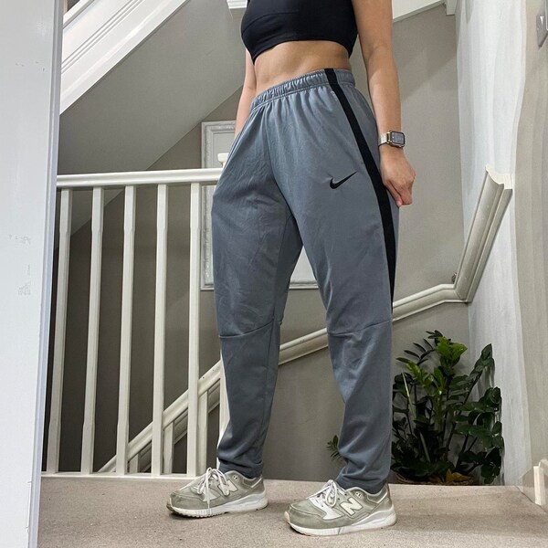 Nike Tapered Leg Softshell Grey Track Pants Activewear Tracksuit Bottom Sweatpants Size L