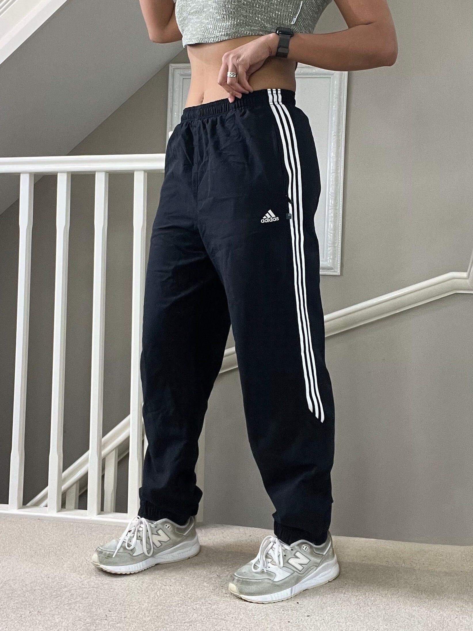 Adidas Baggy Fit Windbreaker Track Pants Trackies Size 12uk Black with White Stripes