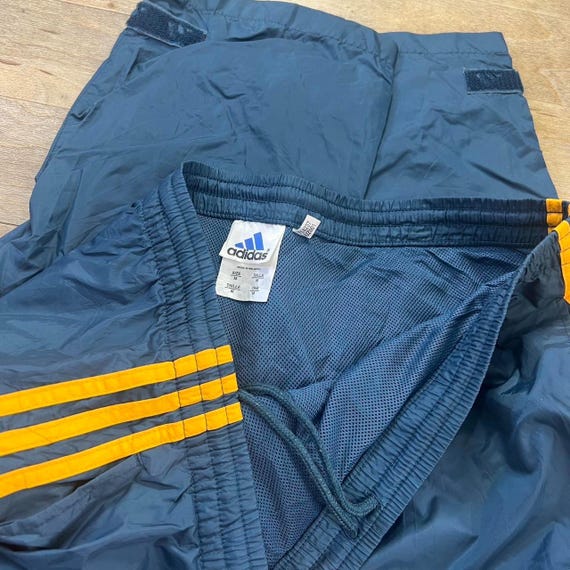 Vintage Adidas Loose Fit Shellsuit Windbreaker Track-pants