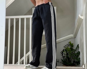 Adidas Fleece Sweatpants Tracksuit Bottom Straight Leg Low-Mid Waist Size L  unisex Rare Vintage 00s navy blue colourway