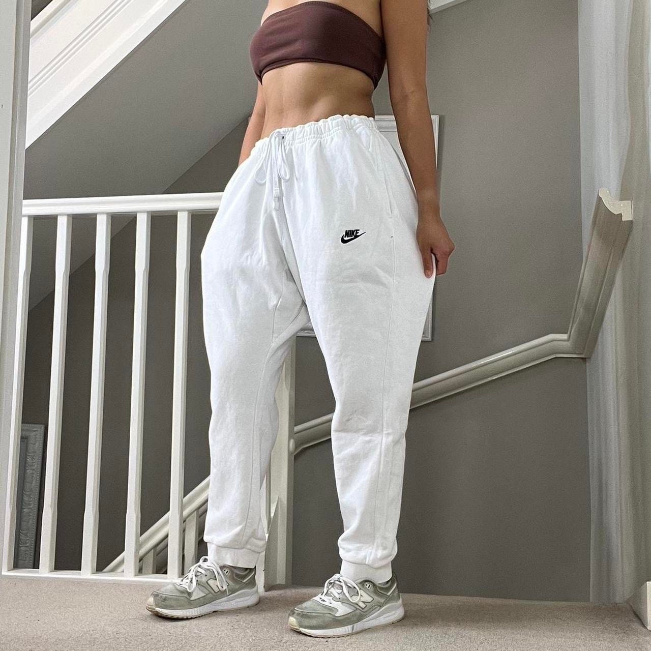 White Nike Sweatpants 