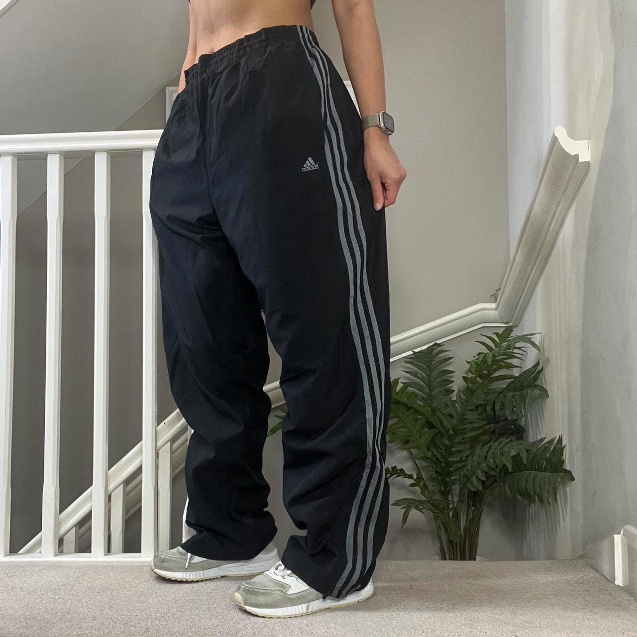 パンツ 2000's archive adidas buggy pants y2k 2000's archive adidas buggy pants y2k 【公式通販】