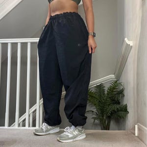 Vintage Baggy Fit Black Starter track-pants tracksuit bottom Cuff Leg Size L unisex y2k streetwear rare