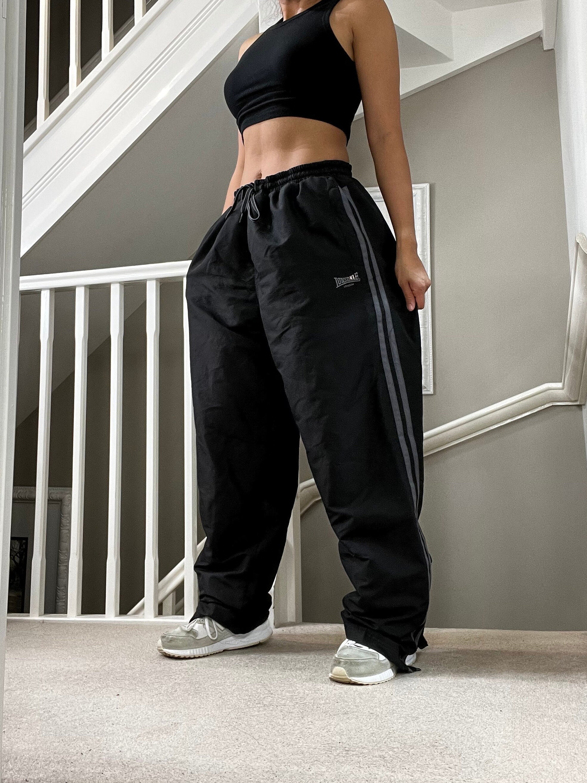 Lonsdale Oversized Fit Track Pants Size XL Unisex in Black Colourway 