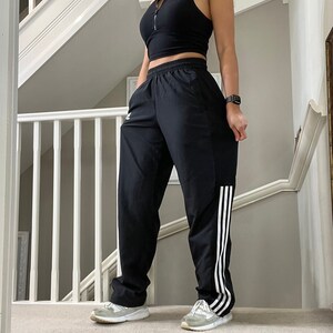 パンツ 90s adidas buggy wide track pants y2k XL Adidas Oversized Track-pants Size L Unisex Windbreaker