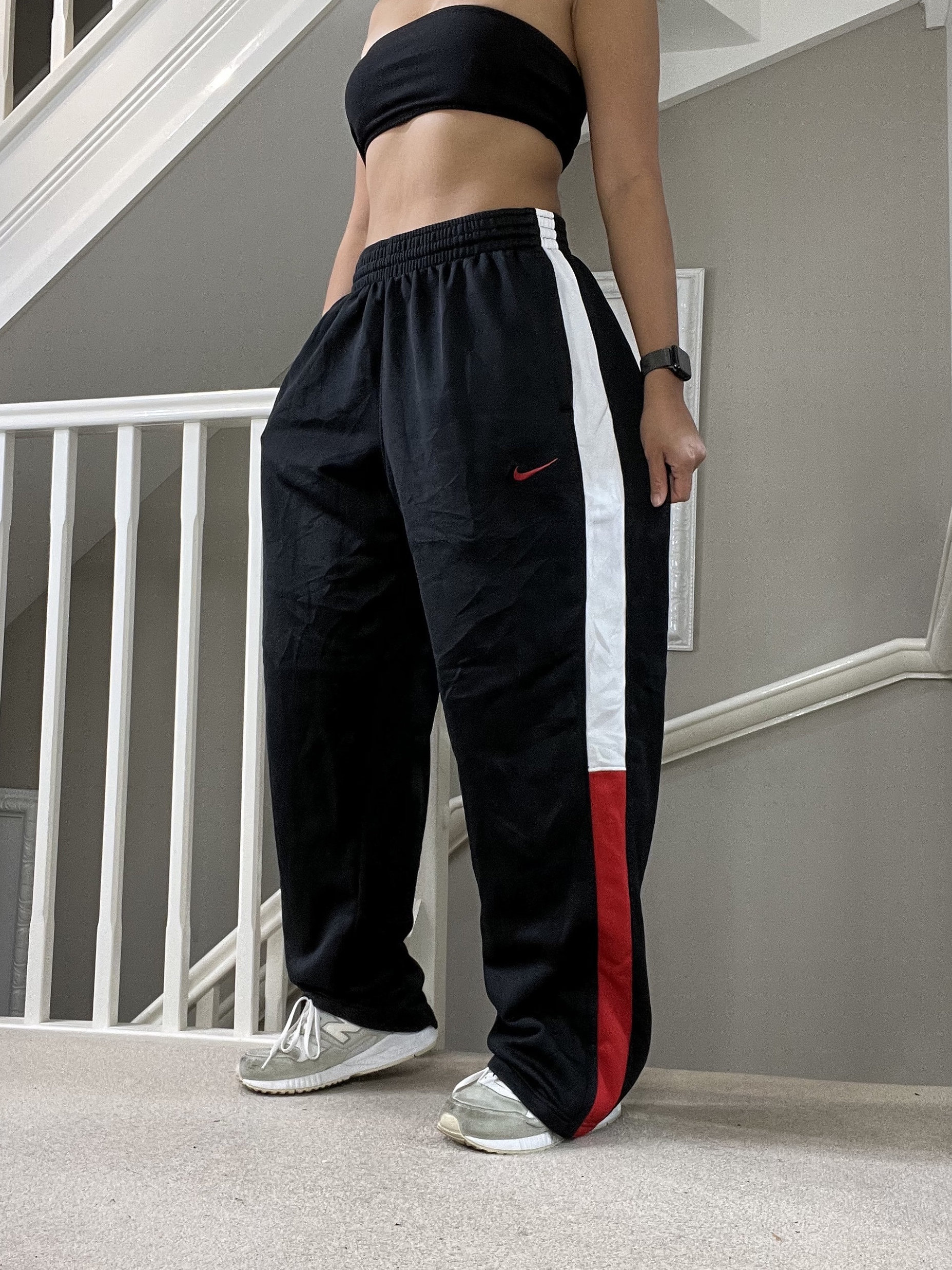 Vintage 90s Nike black baggy Bay to Bay track pants