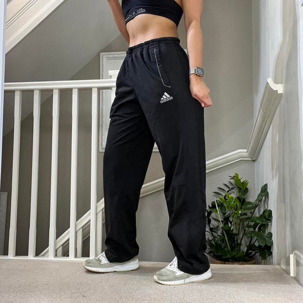 Adidas Wide Leg Soft Tracksuit Bottom Track Pants Size M unisex Rare Vintage 00s Black colourway streetwear loose fit