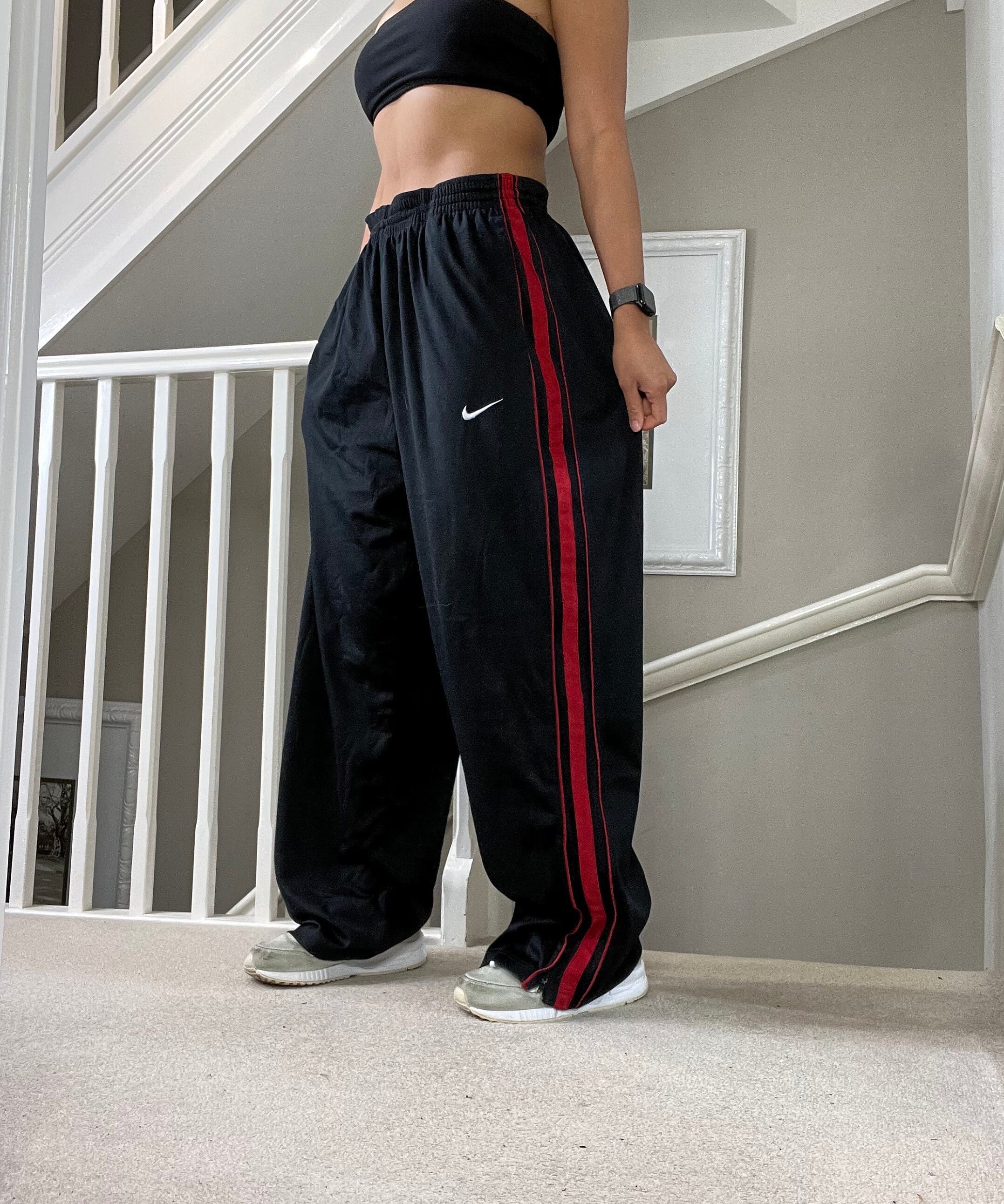 Nike Oversized Baggy Fit Joggers Sweatpants Track Pants Size L Unisex Black  With Red Piping Vintage Y2K 