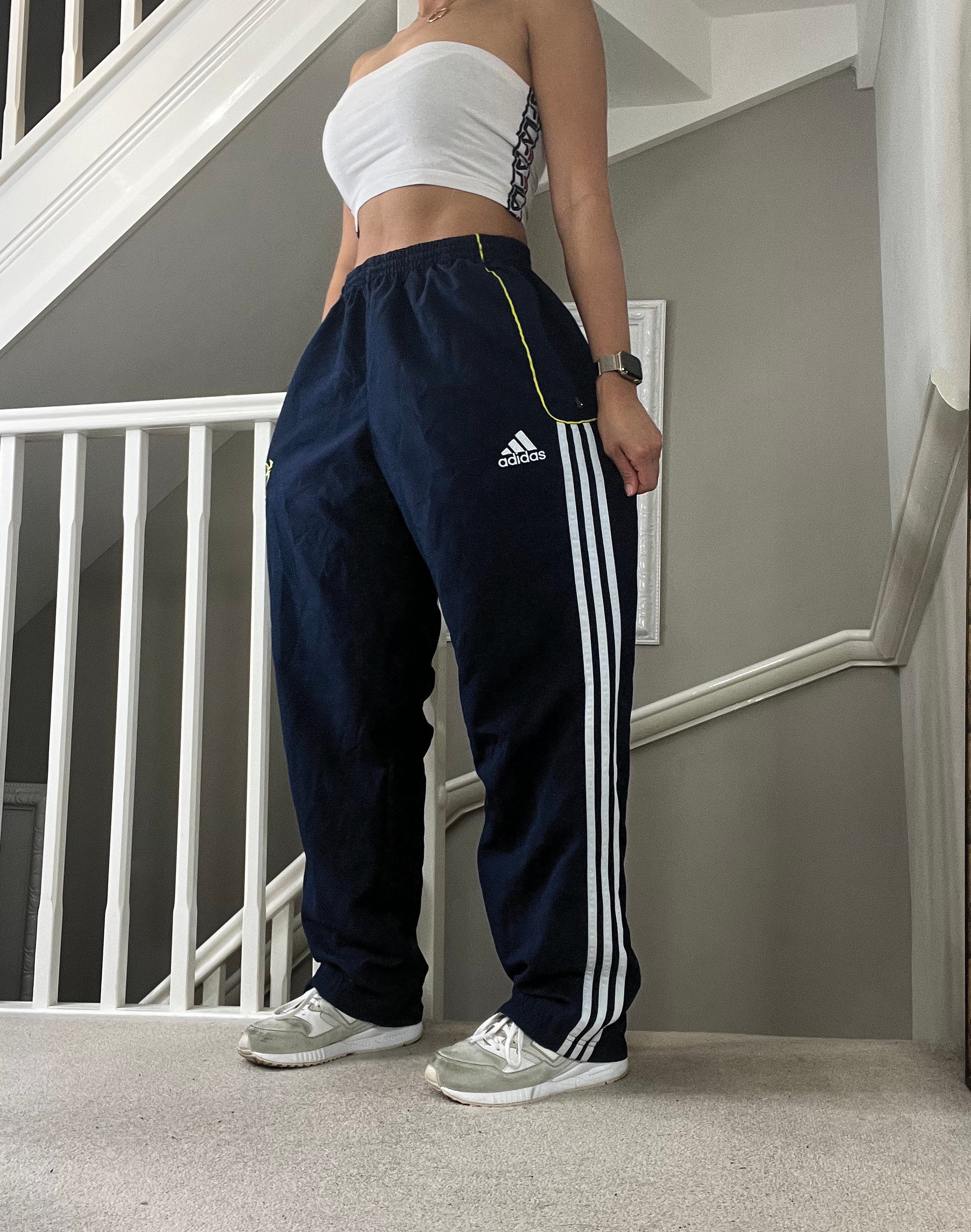 Vintage Adidas Windbreaker Track-pants Joggers Size L unisex