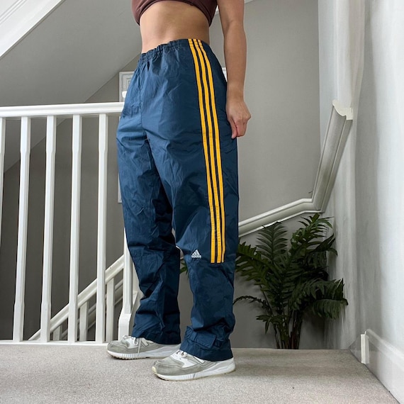 Vintage Adidas Loose Fit Shellsuit Windbreaker Track-pants