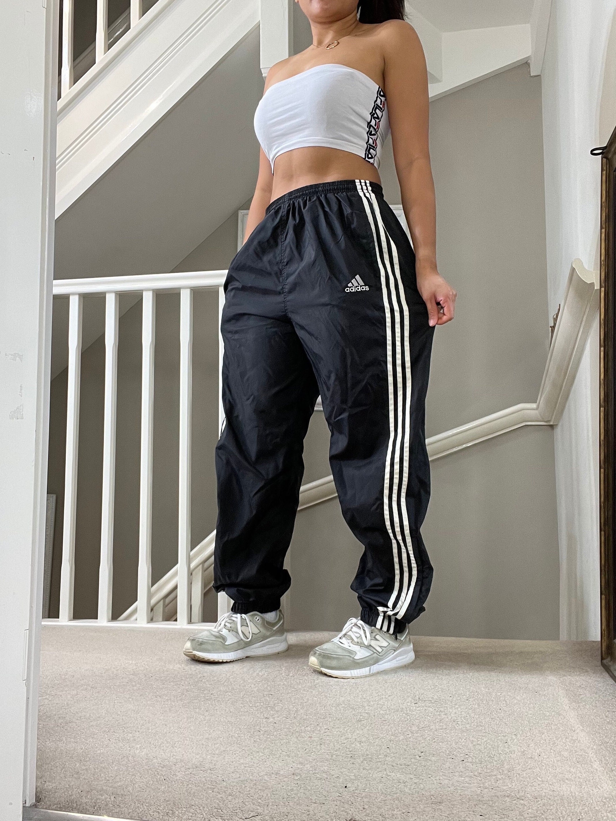 Nike 2000's baggy pinstripe cuffed track bottoms (S) – Uppernostril