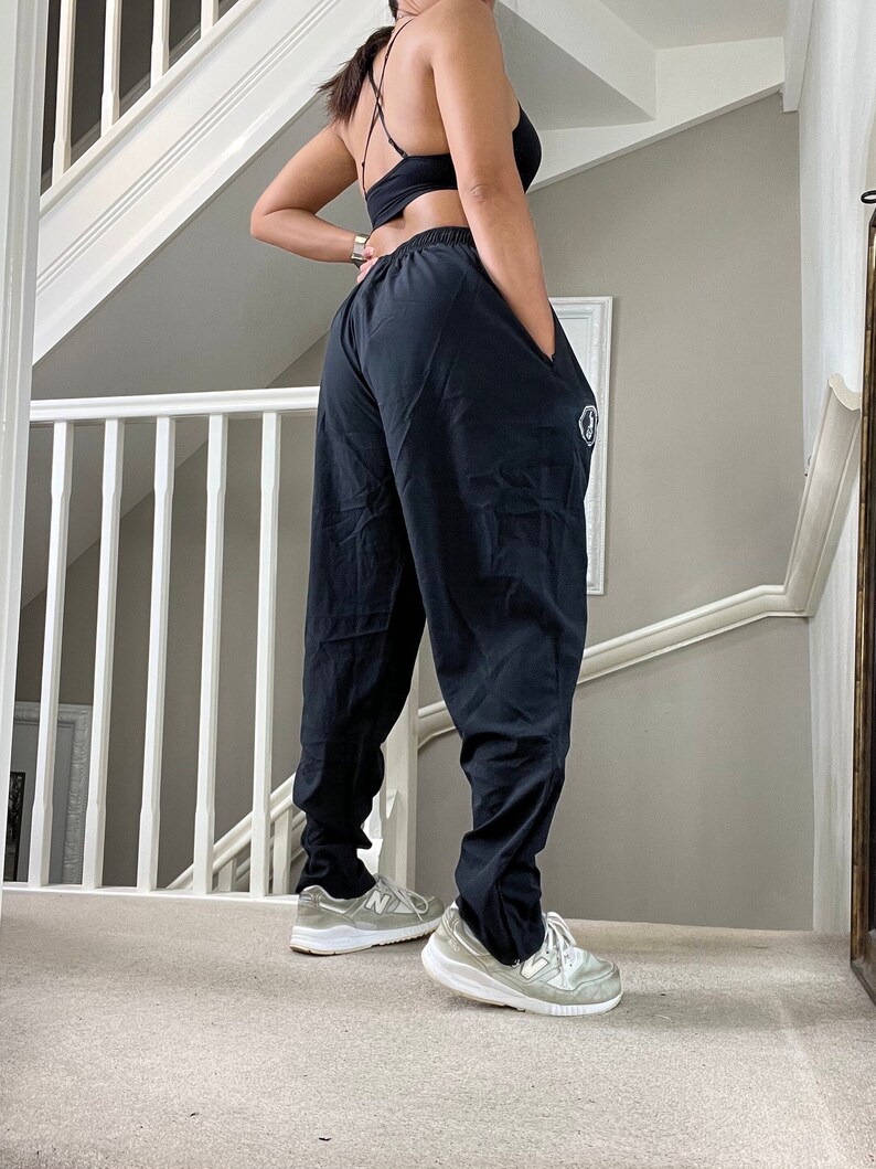 Umbro Black Baggy Fit Windbreaker Track Pants Tracksuit Bottom Size XL