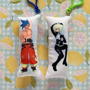 LAST CHANCE Mini Dakimakura Anime Pillow Keychains image 3