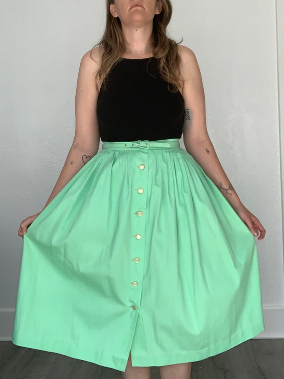 Beautiful 1950's skirt with matching belt - image 2