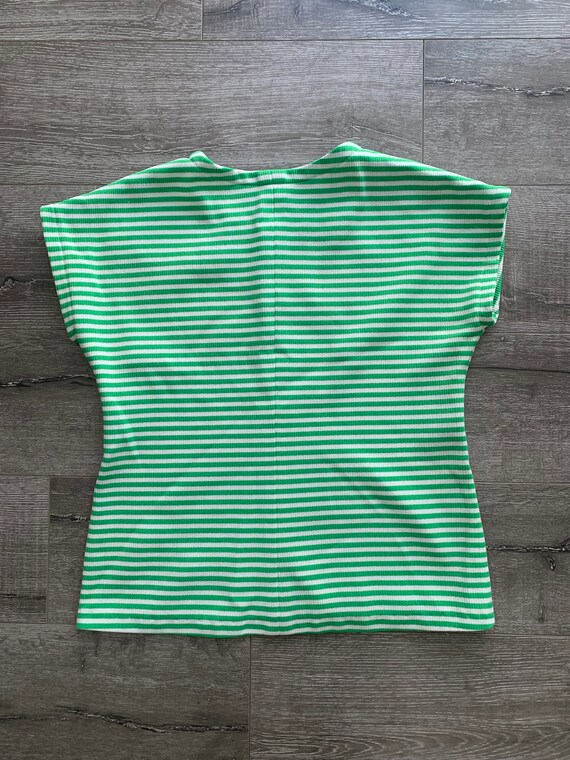 Groovy 60's lime green stripe top - image 3