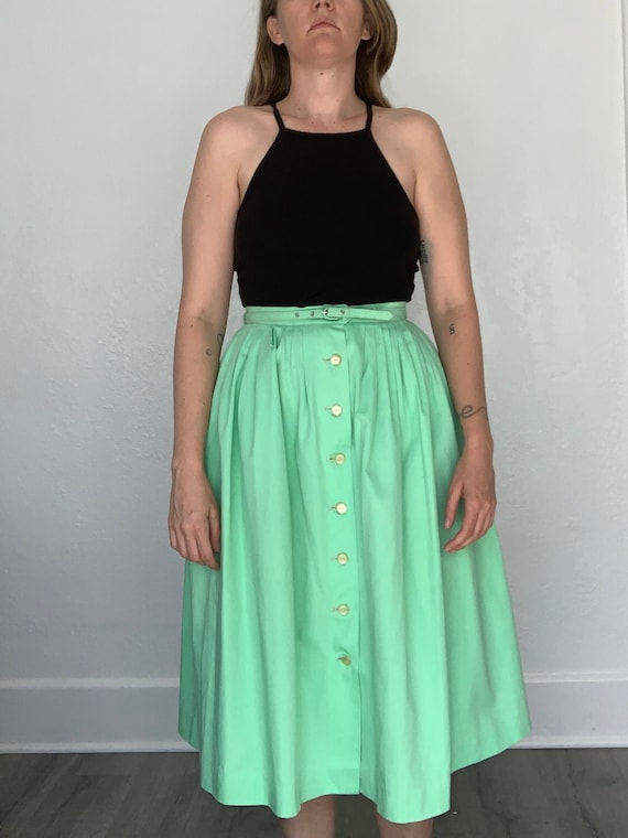 Beautiful 1950's skirt with matching belt