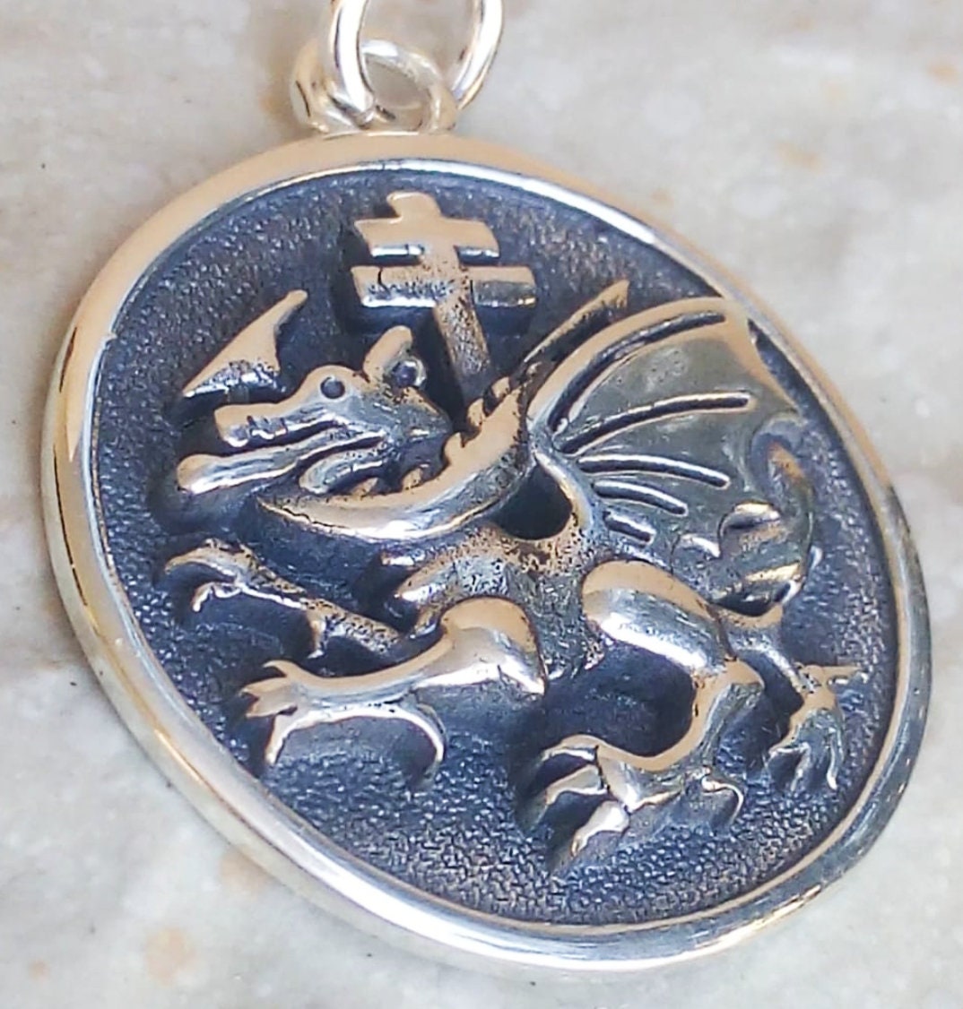 Order of the dragon necklace sale