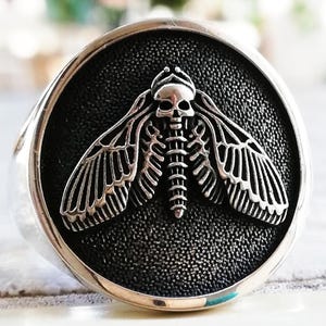 Sterling Silver 925 Death&#39;s Head Moth, Gothic Moth Skull Insect Jewelry, Acherontia Atropos Handmade 3D Ring Nature Lovers