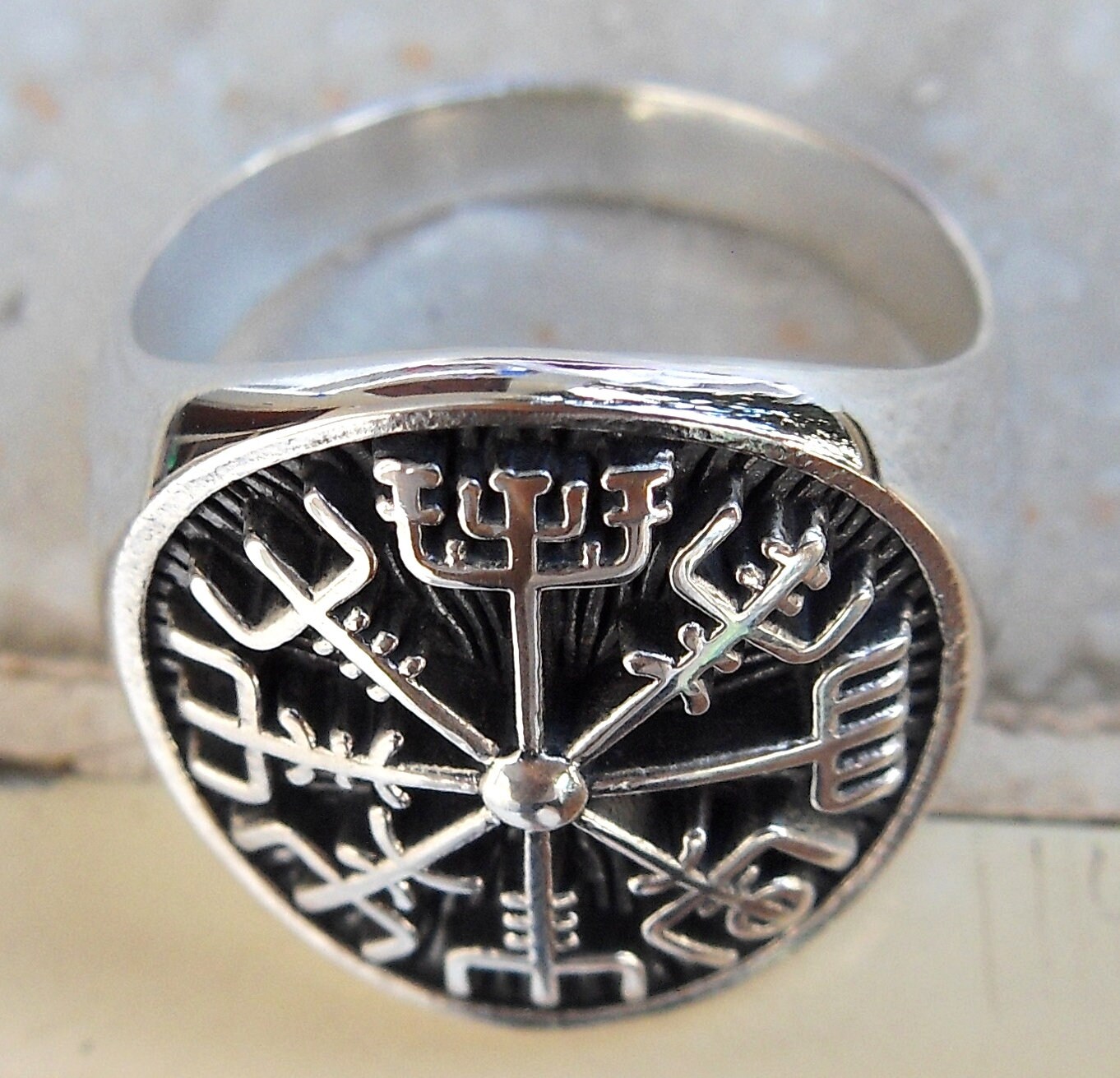 Medieval Rune Compass Vegvisir Rune Viking Compass Barbarian Gladiator Medieval Odin God ...