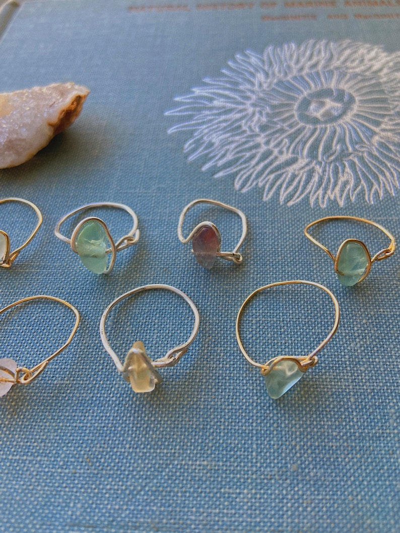 single wire stone rings