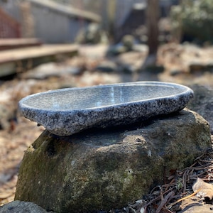 Handmade Granite Bird Bath for Balcony, Patio, Garden or Yard image 3