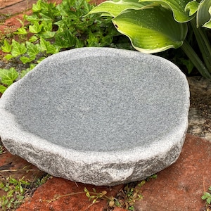 Handmade Natural Quarried Granite Bird Bath for Balcony, Patio, Garden or Yard