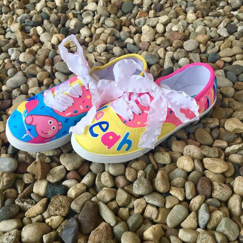 Peppa Pig Balloon Style Trending Birthday