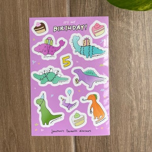 Vattentät vinylklistermärke med dinosauriemotiv i premiumkvalitet - Tål maskindisk bild 8