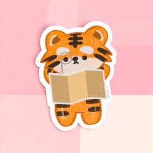 Sticker tigre kawaii, L'aventure de Mochi - Vinyle découpé, autocollant décoratif imperméable | Carte